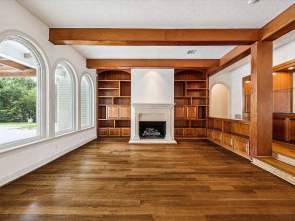 30 Halfmoon Court, The Woodlands TX 77380