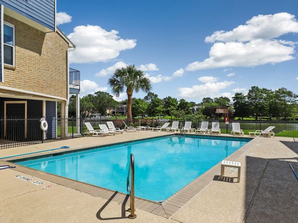 18519 Egret Bay Boulevard 1517, Houston TX 77058