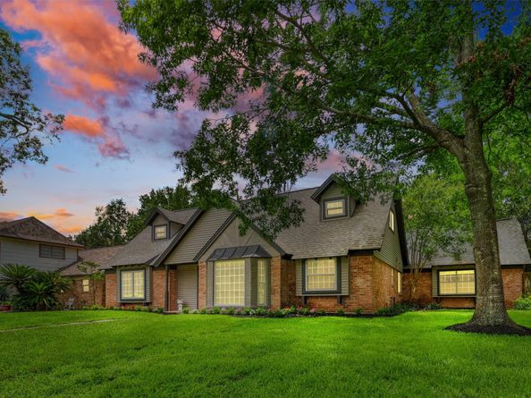 402 Bauxhall Court, Katy TX 77450