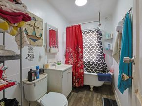 702 72nd Street, Houston TX 77011