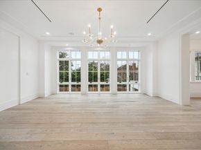 3653 Chevy Chase Drive, Houston TX 77019