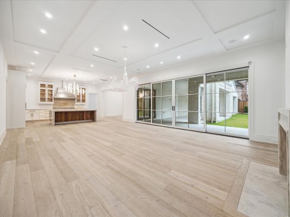 3653 Chevy Chase Drive, Houston TX 77019