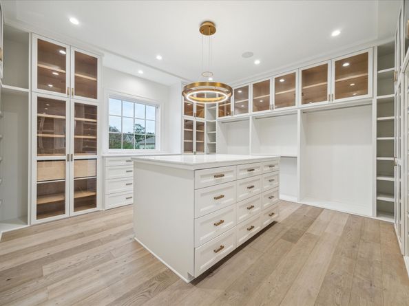 3653 Chevy Chase Drive, Houston TX 77019