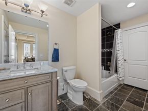 1700 Sunset Boulevard E, Houston TX 77005