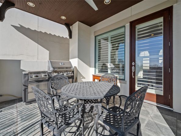 1700 Sunset Boulevard E, Houston TX 77005