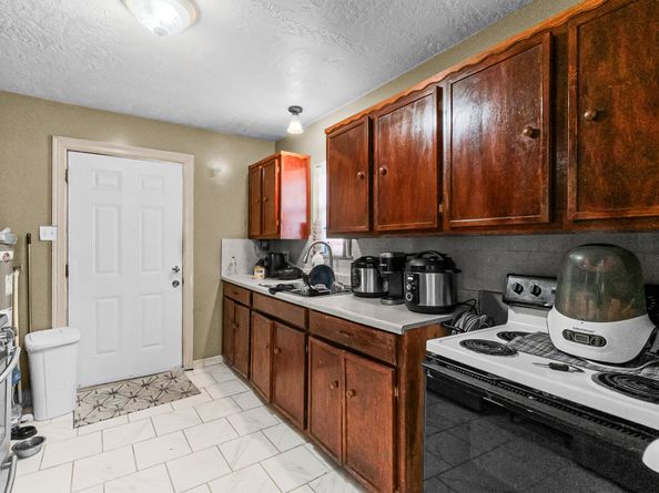 2105 Russell Street, Houston TX 77026