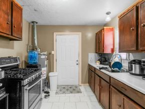 2105 Russell Street, Houston TX 77026