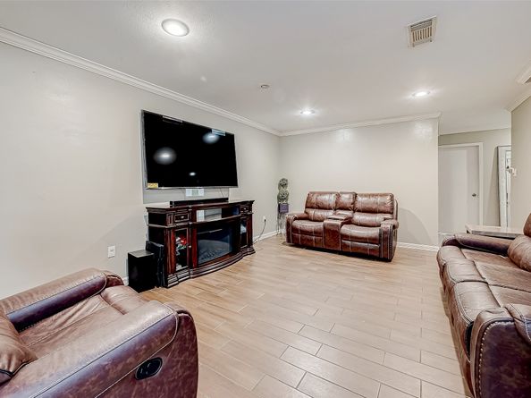 9143 Grannis Street, Houston TX 77075