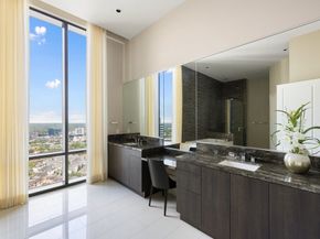 1409 Post Oak Boulevard 2702, Houston TX 77056