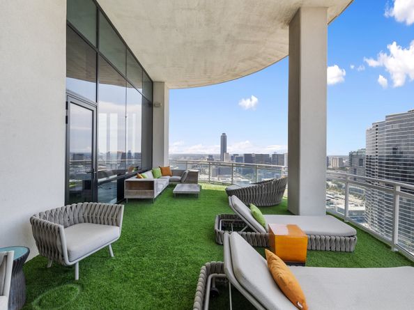 1409 Post Oak Boulevard 2702, Houston TX 77056