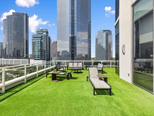 1409 Post Oak Boulevard 2702, Houston TX 77056