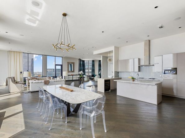 1409 Post Oak Boulevard 2702, Houston TX 77056