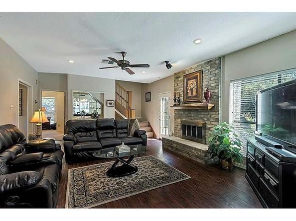 2442 Hodges Bend Circle, Sugar Land TX 77479