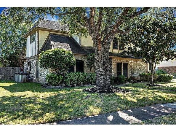 2442 Hodges Bend Circle, Sugar Land TX 77479
