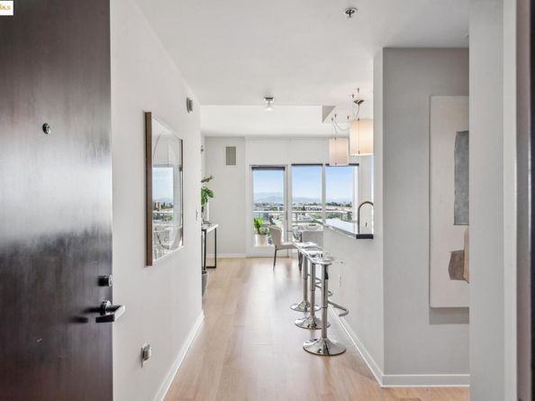 222 Broadway 1301, Oakland CA 94607