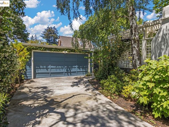 765 University Ave, Palo Alto CA 94301