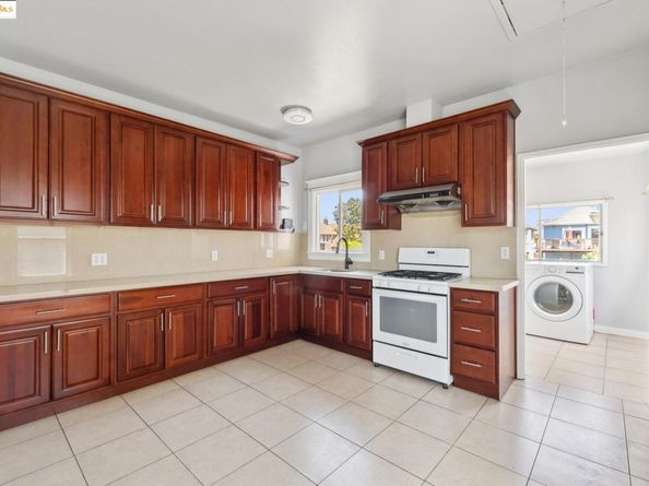 1810 Adeline St, Oakland CA 94607