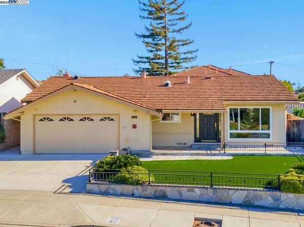 41519 Apricot Ln, Fremont CA 94539