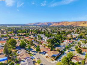 41519 Apricot Ln, Fremont CA 94539