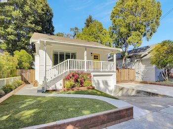 1215 Castro St