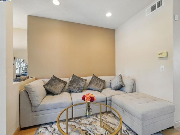3455 Gilman Cmn, Fremont CA 94538