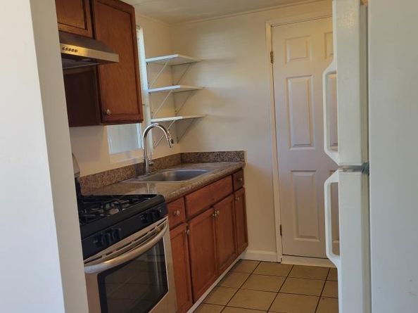 1112 Adason Dr, San Leandro CA 94578