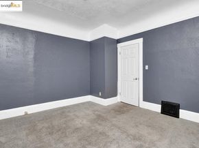 5540 E 17Th St, Oakland CA 94621