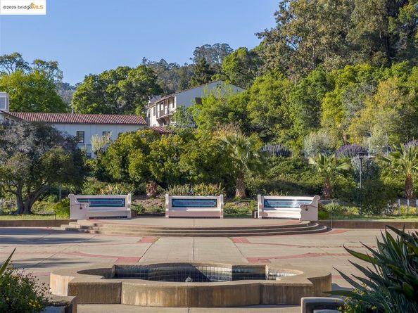 2611 Piedmont Ave 4, Berkeley CA 94704