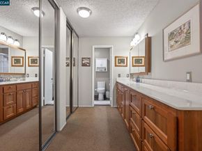 5015 Valley Crest Dr #121 121, Concord CA 94521