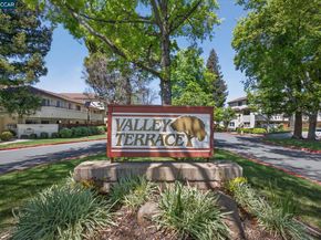 5015 Valley Crest Dr #121 121, Concord CA 94521