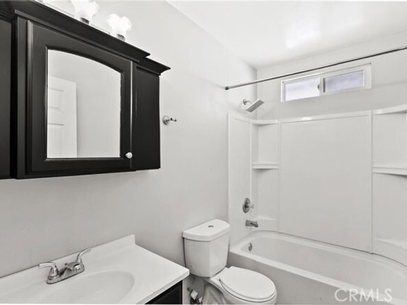 1031 N Fickett, Los Angeles CA 90033