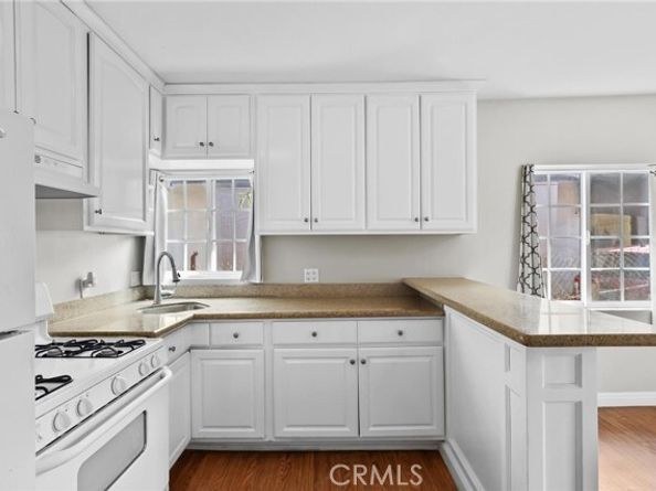 1031 N Fickett, Los Angeles CA 90033