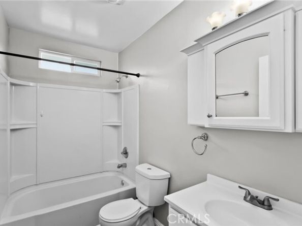 1031 N Fickett, Los Angeles CA 90033
