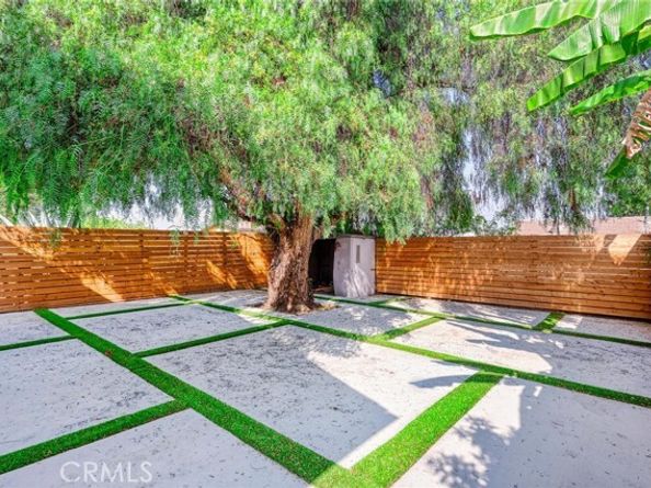 1031 N Fickett, Los Angeles CA 90033
