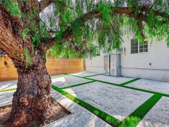 1031 N Fickett, Los Angeles CA 90033