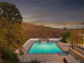 10181 Overhill Drive, Tustin CA 92705