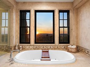 2 Galaxy Isle, Ladera Ranch CA 92694