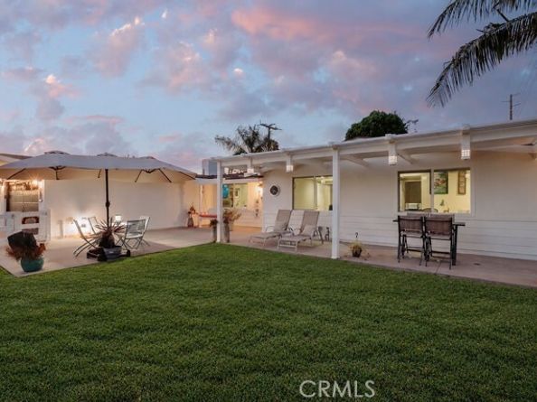 200 Wake Forest, Costa Mesa CA 92626