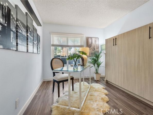6604 Clybourn 29, Los Angeles CA 91606