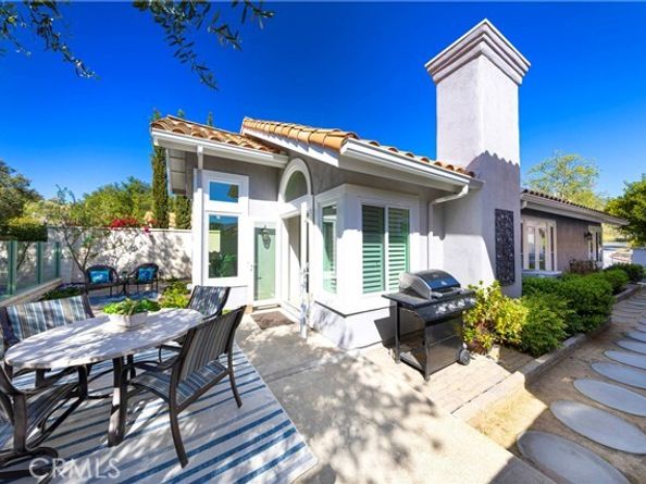 4 Malaquita, Laguna Hills CA 92679