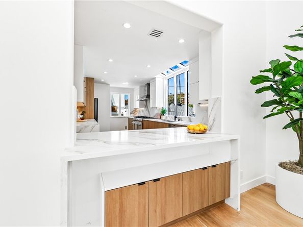 541 4th Street, Manhattan Beach CA 90266
