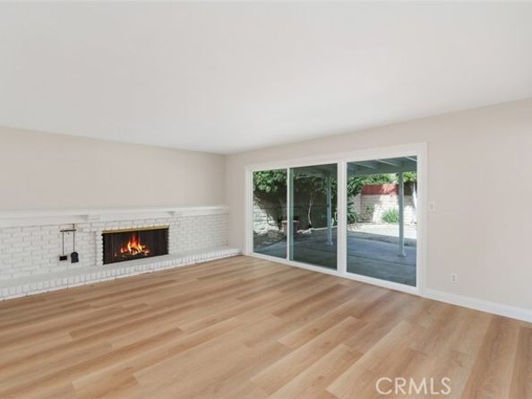 19437 Bryant Street, Northridge (los Angeles) CA 91324