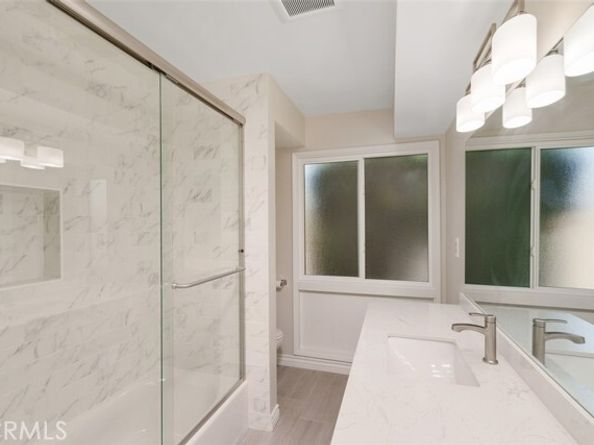 19437 Bryant Street, Northridge (los Angeles) CA 91324