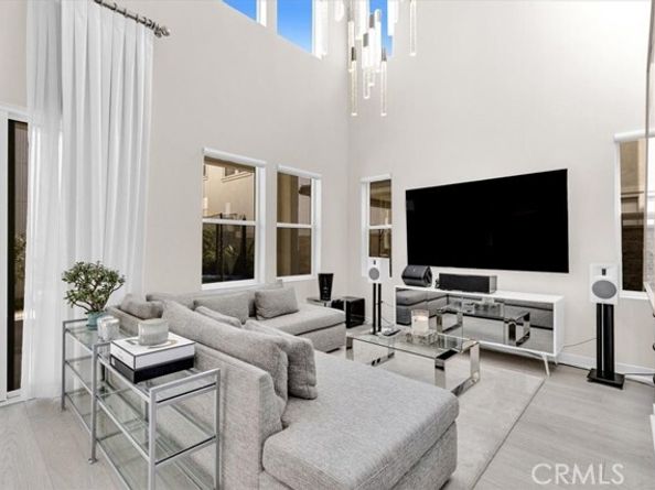 160 Brackens, Lake Forest (el Toro) CA 92630