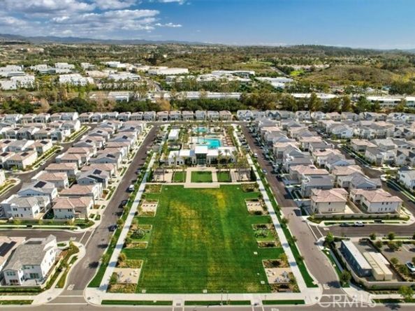 160 Brackens, Lake Forest (el Toro) CA 92630
