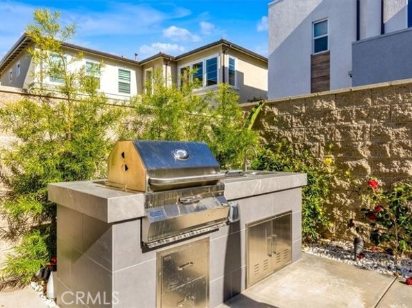 160 Brackens, Lake Forest (el Toro) CA 92630