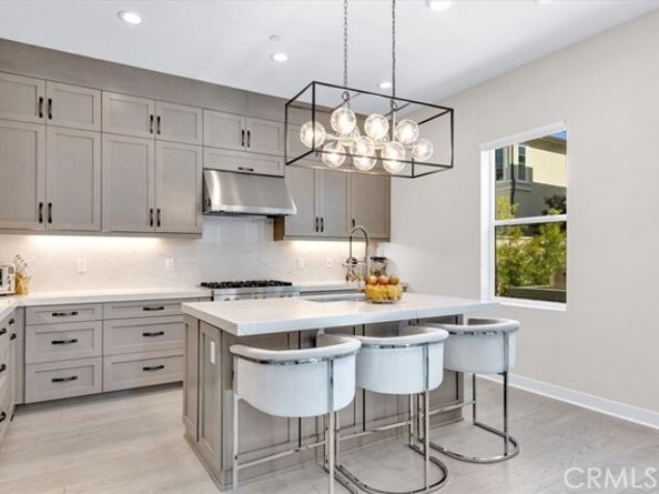 160 Brackens, Lake Forest (el Toro) CA 92630