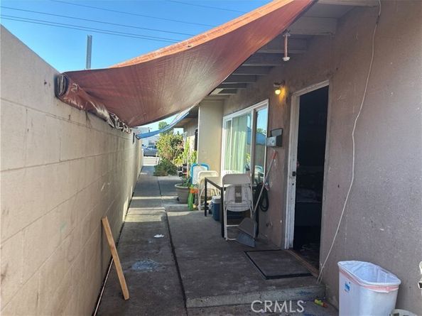 2718 W Mcfadden Avenue, Santa Ana CA 92704
