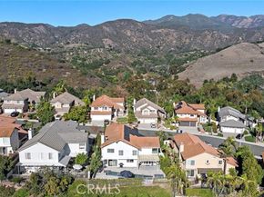 19331 Sleeping Oak, Lake Forest (el Toro) CA 92679