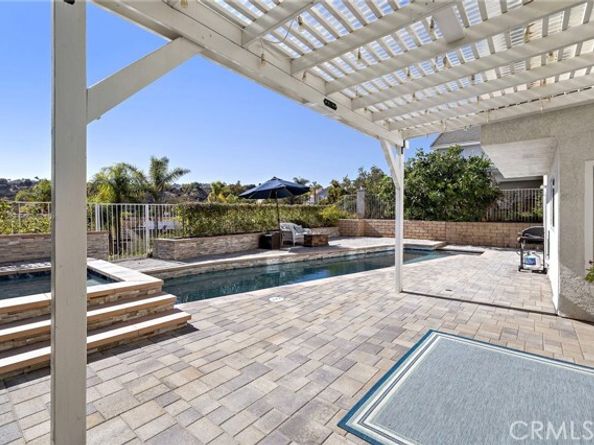 19331 Sleeping Oak, Lake Forest (el Toro) CA 92679